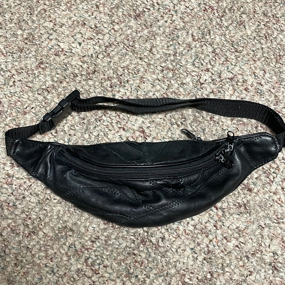 Vintage leather fannypack